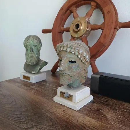 Alkaeos & לרנקה