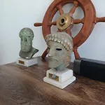 Alkaeos & ラルナカ
