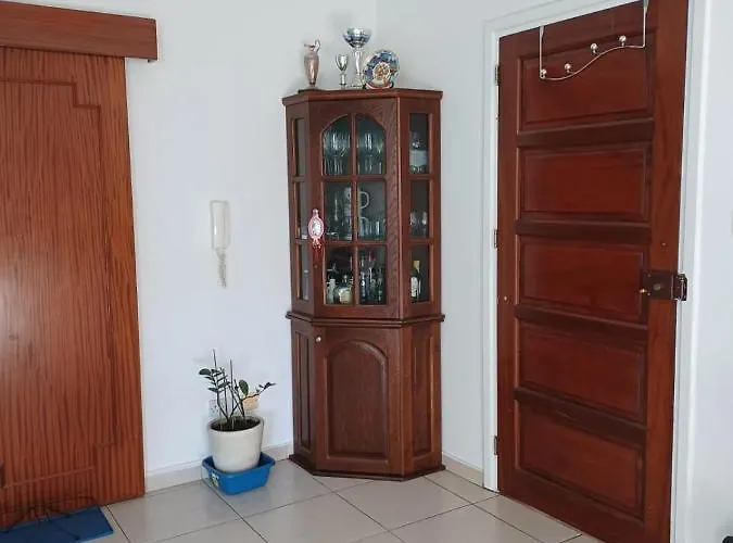 Alkaeos & Ларнака