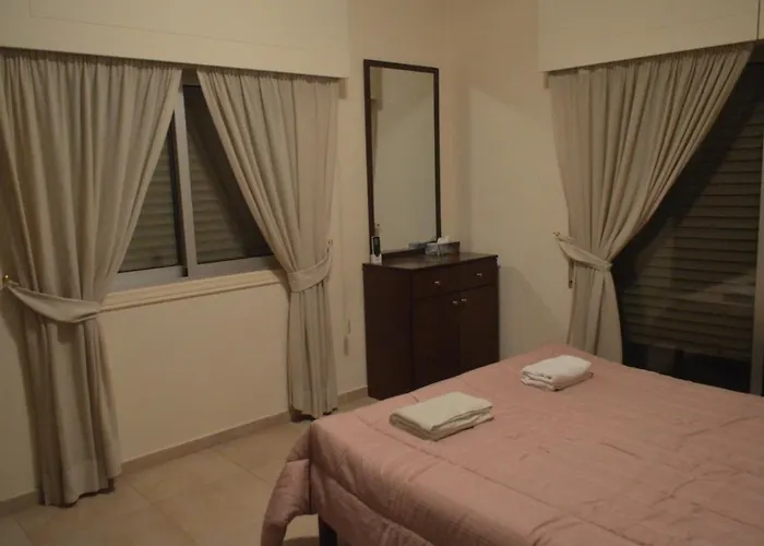 Alkaeos & * Ларнака